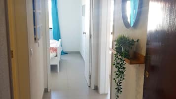 1 chambre, fer et planche à repasser, lit parapluie, Wi-Fi gratuit