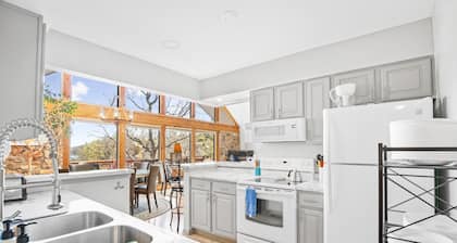 Woodmont Point - Wooded Private Lakefront Retreat with Deep Cove Dock and Great Swimming!