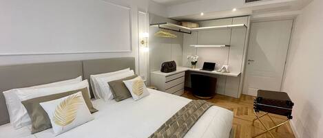 1 soverom, skrivebord, strykejern/-brett og wi-fi (inkludert)