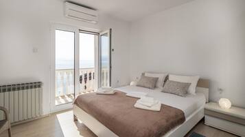 5 habitaciones, cuna de viaje, wifi gratis y ropa de cama