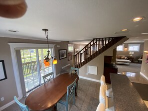Dining - Spacious Townhouse Retreat, Steps from everything. Bring the boat! Easy parking. (Bellaire)