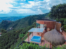 Deluxe Bungalow, 1 King Bed, Terrace, Mountain View | Egyptian cotton sheets, premium bedding, minibar, desk