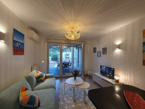 Living area - 150 m Plage - Piscine, Luxe, Calme Assuré (Roquebrune-Cap-Martin)