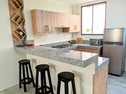 Newly-built 1-storey House, 3 Bdrms + 2 Bthrms, Hot Showers - Secure Bungalow
