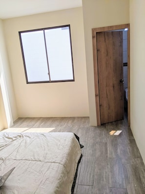 3 Schlafzimmer, kostenloses WLAN, Bettwäsche