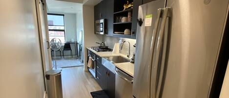 Fridge, microwave, oven, stovetop