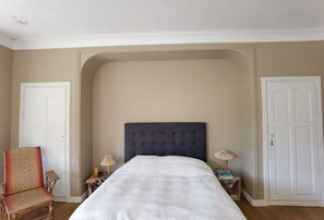 6 Schlafzimmer, WLAN, Bettwäsche