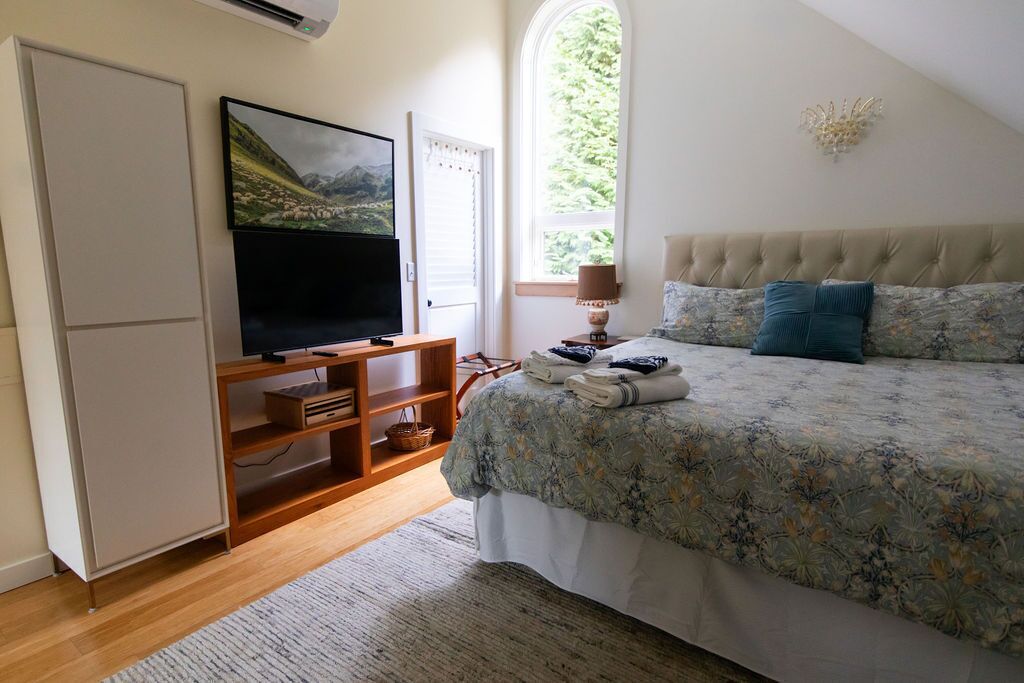 1 slaapkamer, een bureau, een strijkplank/strijkijzer, gratis wifi