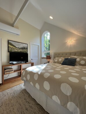 1 chambre, bureau, fer et planche à repasser, Wi-Fi gratuit