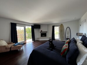 3 chambres, fer et planche à repasser, Wi-Fi, draps fournis