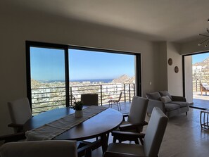 Dining - Stunning Apartment with Captivating Ocean and Mountain Views (Cabo San Lucas)