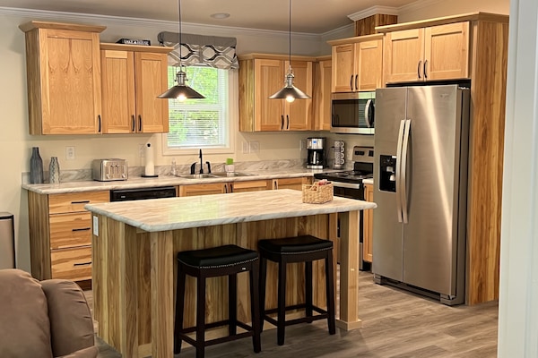 Beautiful, spacious, and very well stocked kitchen