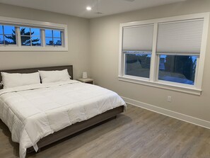 6 Schlafzimmer, Bügeleisen/Bügelbrett, WLAN