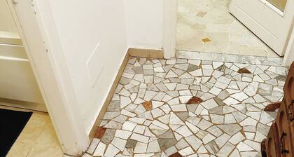 地铁站1分钟@晚上入住@12小时独立房间@行李可提前寄存@入住简单@LGBT