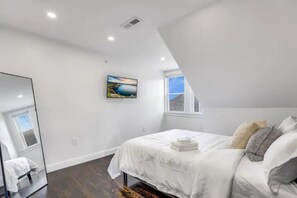 2 bedrooms, WiFi, bed sheets