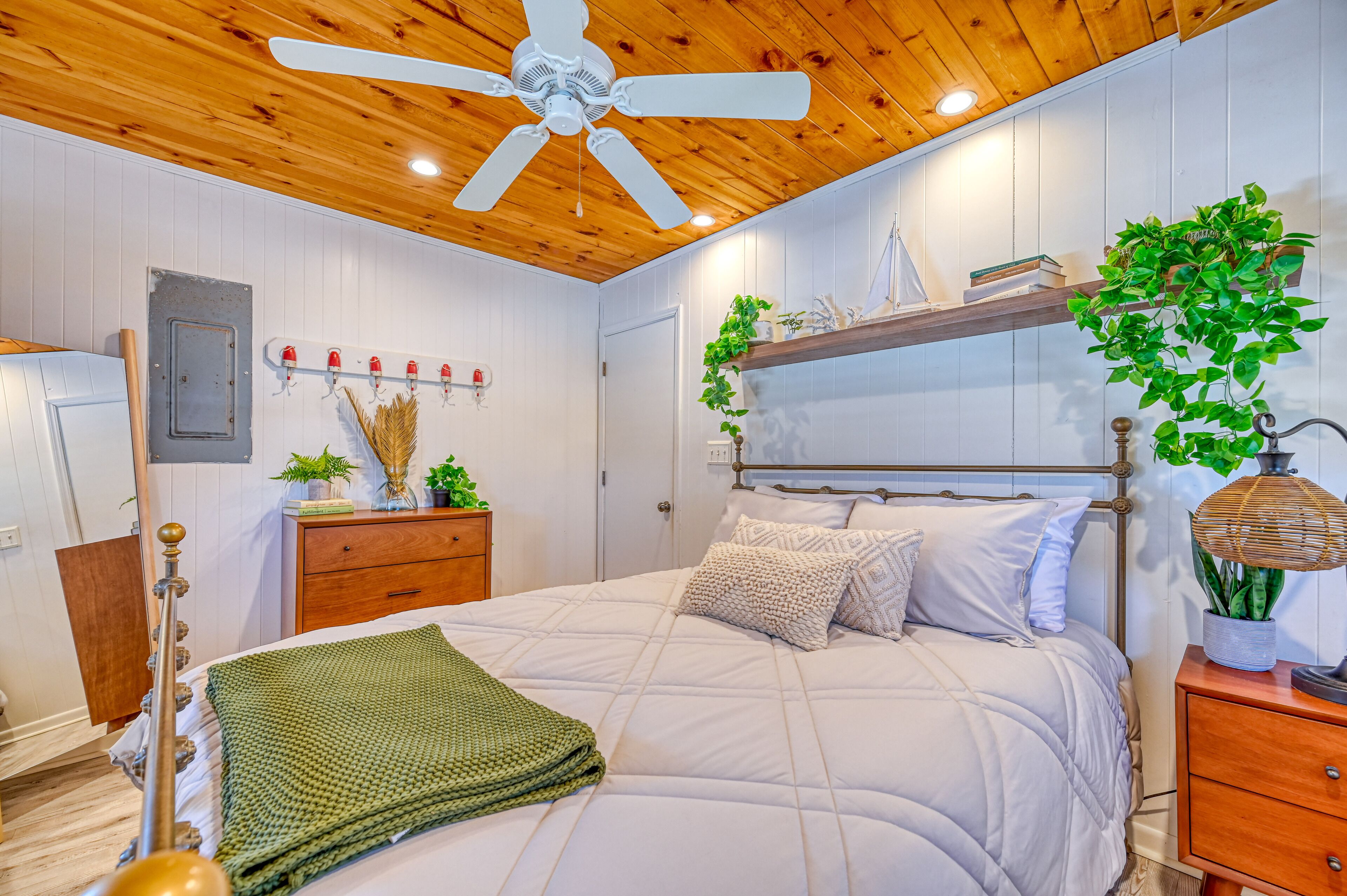 3 chambres, bureau, Wi-Fi, draps fournis