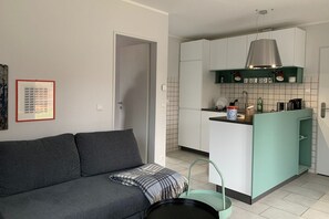 Televisión, tenis de mesa y estéreo 