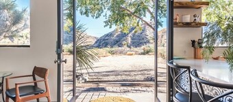Sun Ray Ranch Cabin between Joshua Tree and Palm Springs