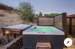 Outdoor spabad
