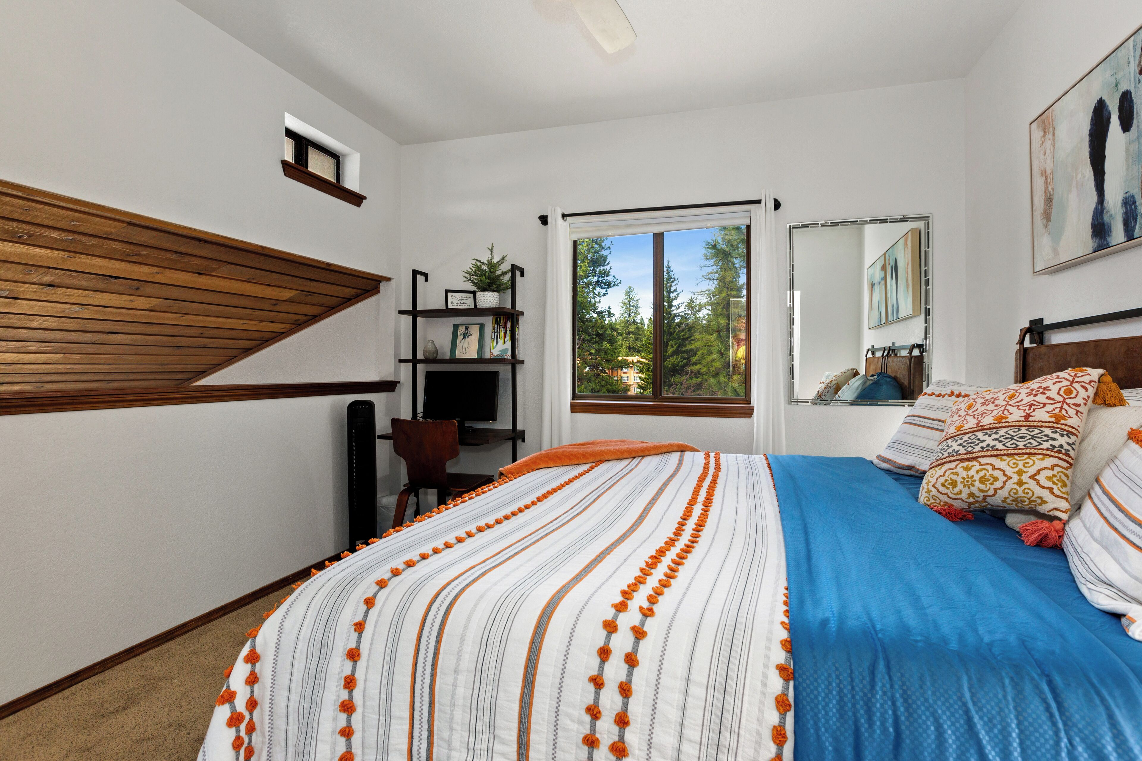 2 Schlafzimmer, Schreibtisch, Bügeleisen/Bügelbrett, kostenloses WLAN