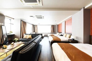 家庭套房 | 起居區 | LCD 液晶電視