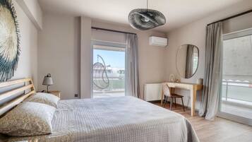 2 bedrooms, travel crib, WiFi