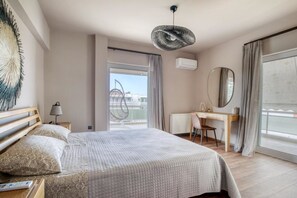 2 bedrooms, travel cot, WiFi