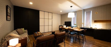 Familiesuite | Opholdsområde | LCD-tv