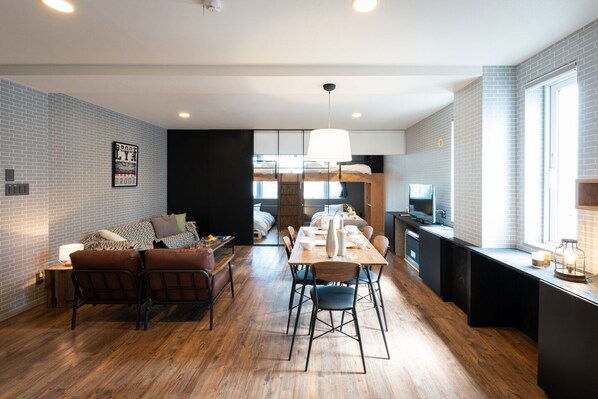 Living area - ONE LIVING IN (Sapporo)