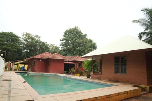 Sree Resorts, Auroville