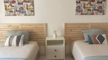 2 bedrooms, WiFi, bed sheets