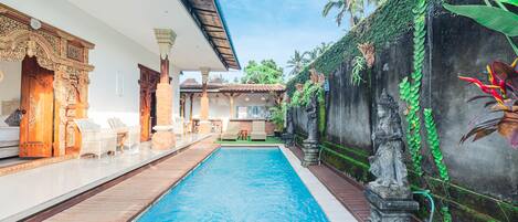 Villa, 2 Bedrooms, Private Pool | Living area