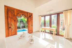 2 bedrooms, desk, free WiFi, bed sheets - Supala Private Living B (Ubud)