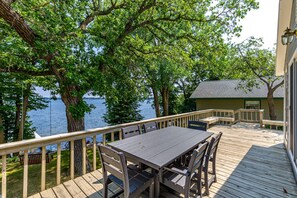 Outdoor dining - Beautiful Lake Sallie Views, Newly Updated Barbara Beach Lake Home (Detroit Lakes)
