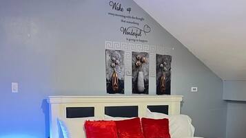 Duplex | 2 quartos, roupas de cama premium, edredons de pluma