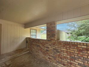 Property grounds - Home Away from Home & Business Ready (Texarkana)