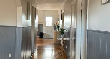 Appartement Charmant Situé Près de L'université à Découvrir