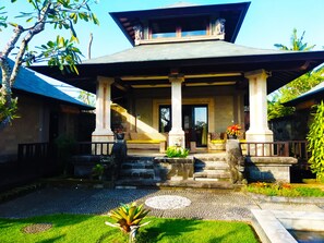Exterior - 3Bedroom Villa Queen With Stunning Rice Field (Gianyar)