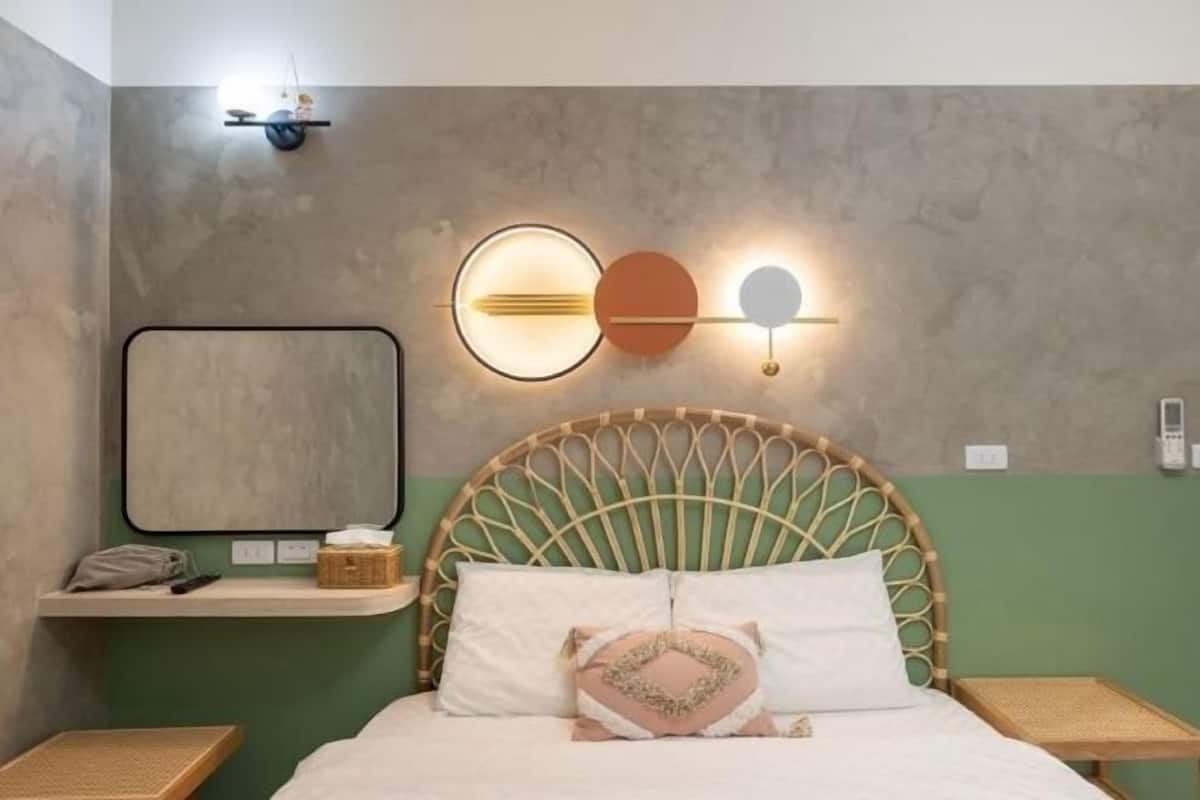 Een bureau, geluiddichte muren, gratis wifi