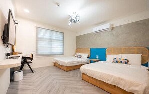 画廊四人房 | 办公桌、隔音、免费 WiFi