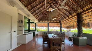Cobertura básico, várias camas | Terraço/pátio