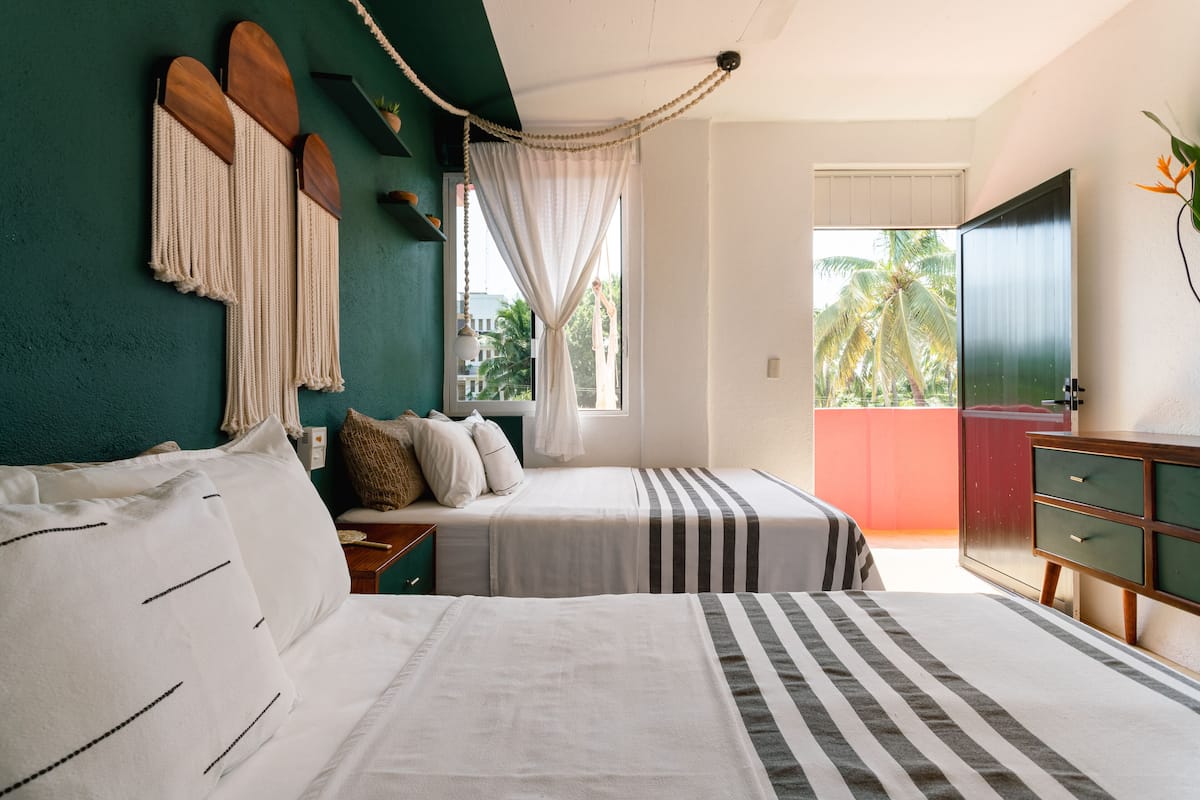 Basic Twin Room, 2 Double Beds