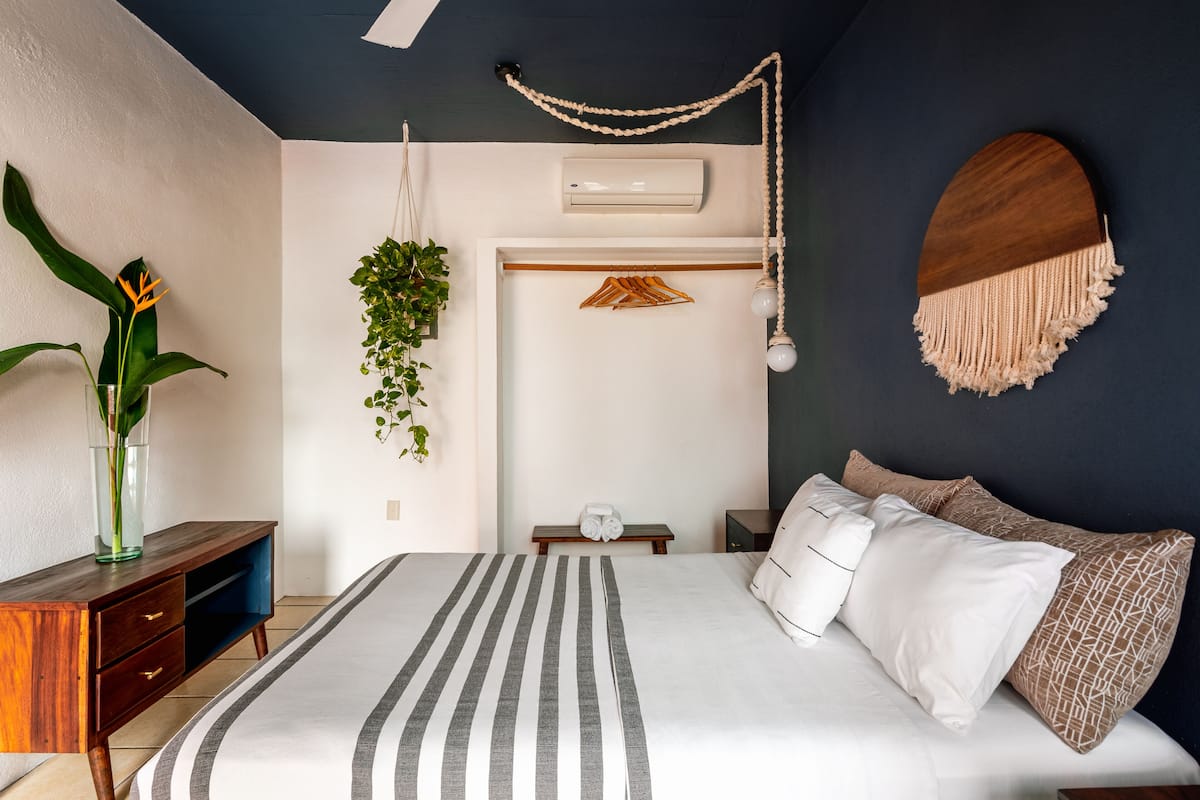 Basic Double Room, 1 Double Bed