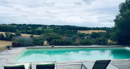Cottage Gersois Avec Piscine et vue