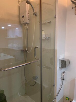 Free WiFi, bed sheets - Hotel O Gamping Homestay Syariah (Gresik)
