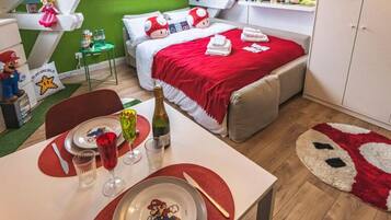 1 bedroom, iron/ironing board, free WiFi, bed sheets