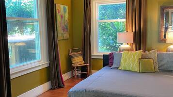 1 bedroom, memory foam beds, individually decorated