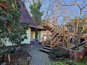 Enceinte de lâhĂ©bergement