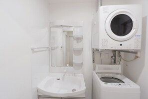 Deluxe-Zimmer | Schreibtisch, Verdunkelungsvorhänge, kostenloses WLAN, Bettwäsche