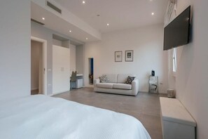 Junior-Zimmer, 1 Schlafzimmer | Zimmersafe, schallisolierte Zimmer, Babybetten, kostenloses WLAN